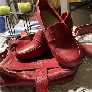Clarks Red Women's Loafers and Bag Set